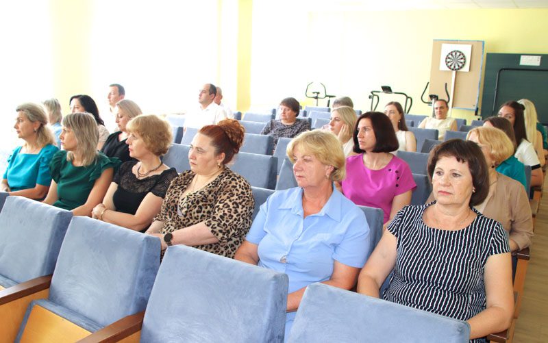 Налоговая служба отмечает профессиональный праздник