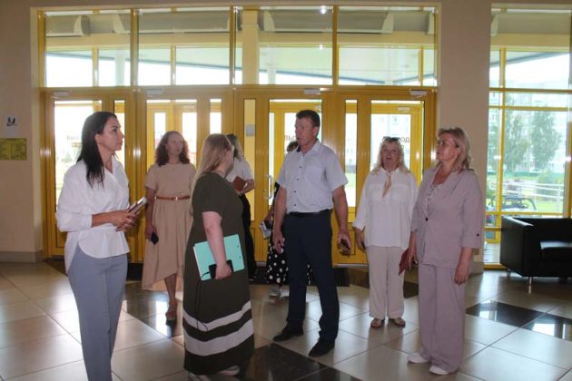 Тренажеры во дворах, велодорожки, экологическая тропа и БЦЗ… Узнали, как реализуется в Костюковичах проект «Здоровые города и поселки»