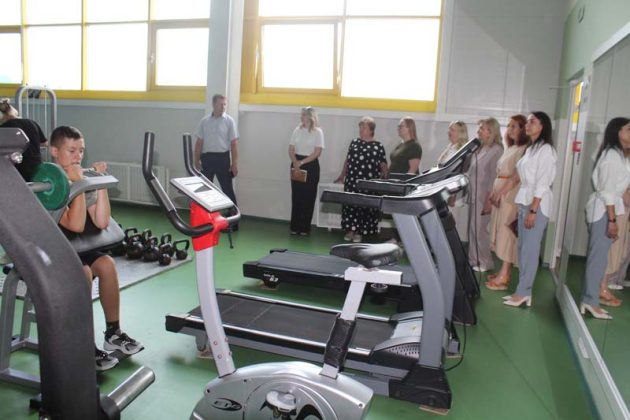 Тренажеры во дворах, велодорожки, экологическая тропа и БЦЗ… Узнали, как реализуется в Костюковичах проект «Здоровые города и поселки»