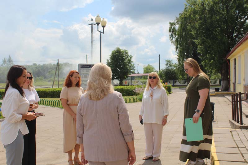 Тренажеры во дворах, велодорожки, экологическая тропа и БЦЗ… Узнали, как реализуется в Костюковичах проект «Здоровые города и поселки»