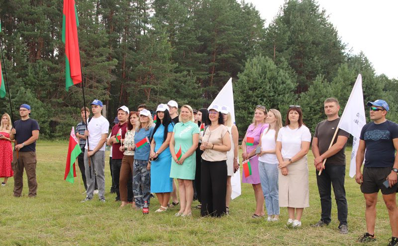 В Костюковичском районе стартовал туристический слет В Костюковичском районе стартовал туристический слет