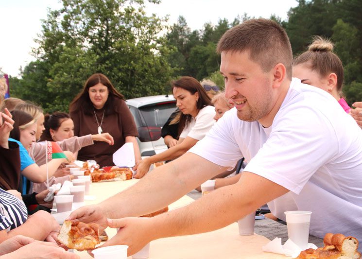 Молодежь встретилась с руководством Костюковичского района Молодежь встретилась с руководством Костюковичского района