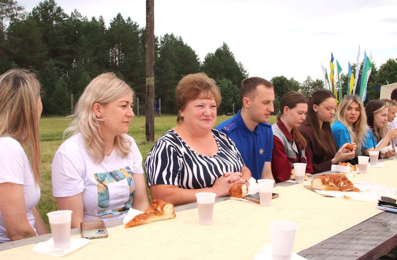 Молодежь встретилась с руководством Костюковичского района Молодежь встретилась с руководством Костюковичского района