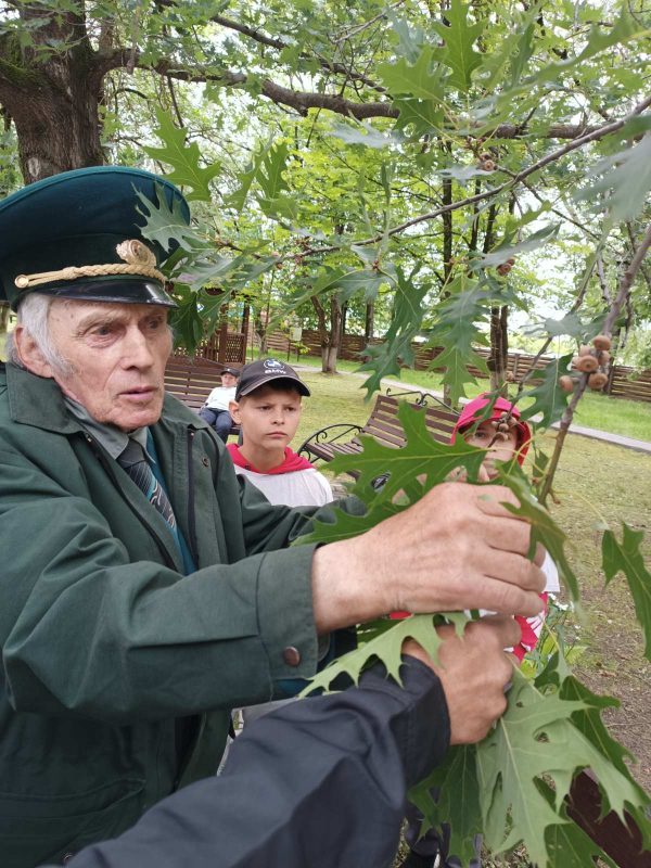 Муравильские школьники встретились с Владимиром Елисеенко