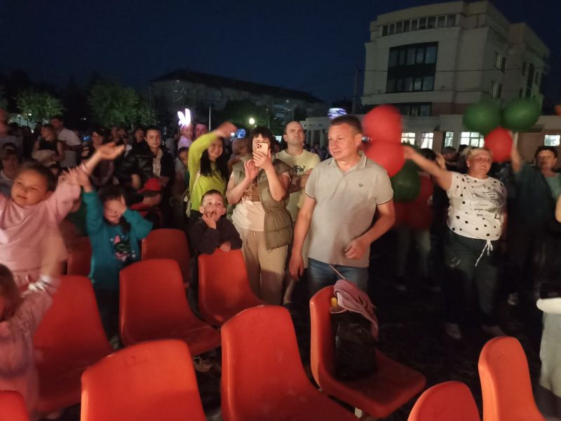 Яркий финал празднования Дня Независимости в Костюковичах