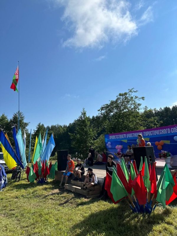 Районный турслет, день второй: состязания продолжаются Районный турслет, день второй: состязания продолжаются