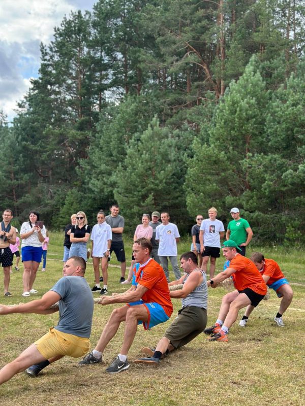 Районный турслет, день второй: состязания продолжаются Районный турслет, день второй: состязания продолжаются