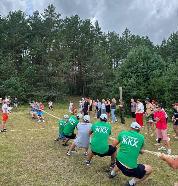 Районный турслет, день второй: состязания продолжаются Районный турслет, день второй: состязания продолжаются