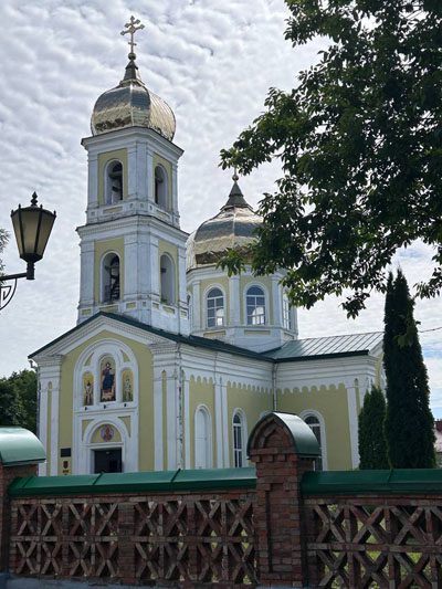 Костюковичская молодежь посетила достопримечательности Мстиславщины Костюковичская молодежь посетила достопримечательности Мстиславщины