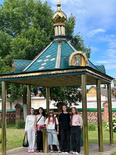 Костюковичская молодежь посетила достопримечательности Мстиславщины Костюковичская молодежь посетила достопримечательности Мстиславщины