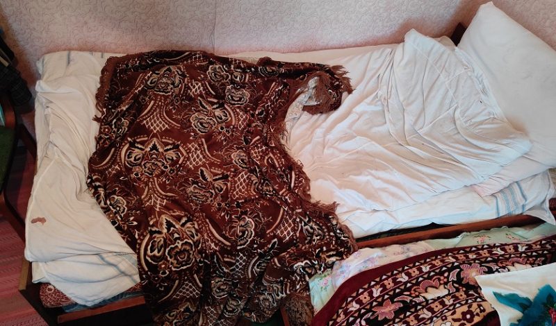 В Чериковском районе мужчина зверски убил престарелую мать