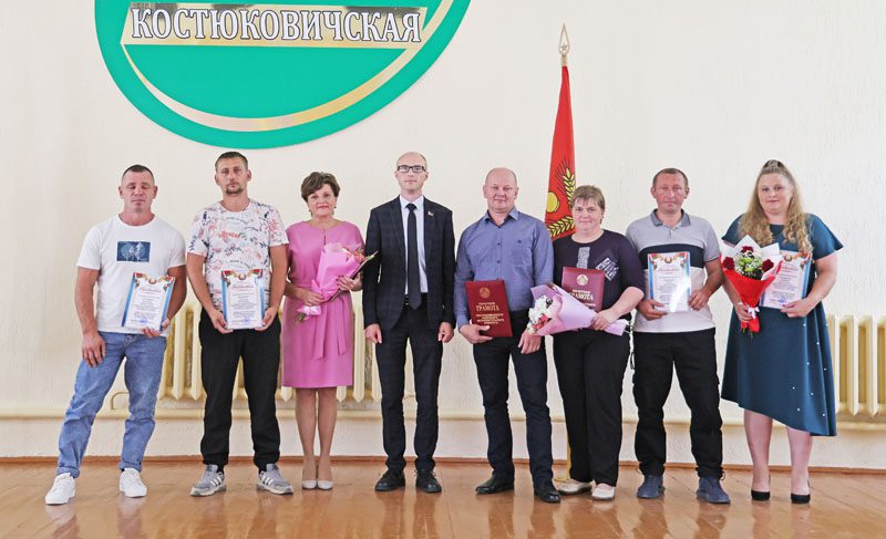 Как прошло чествование лучших строителей ПМК №260