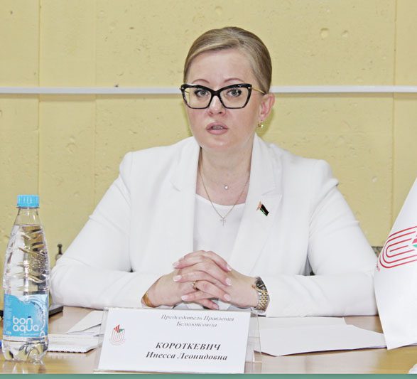 С рабочим визитом Костюковичский район посетила Инесса Короткевич