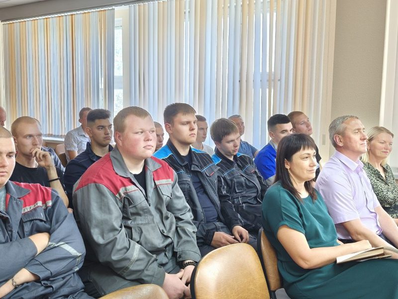 Встреча с молодыми специалистами состоялась в ОАО "Белорусский цементный завод"