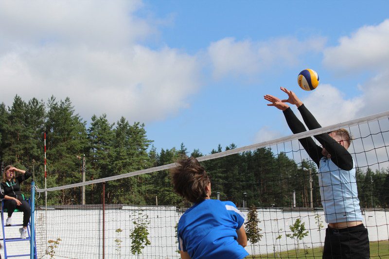 Мы узнали, кто стал победителем соревнований по пляжному волейболу