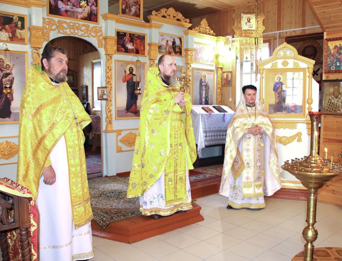 Праздник святой Марии Магдалины отметили в Костюковичах Богослужением и Крестным ходом