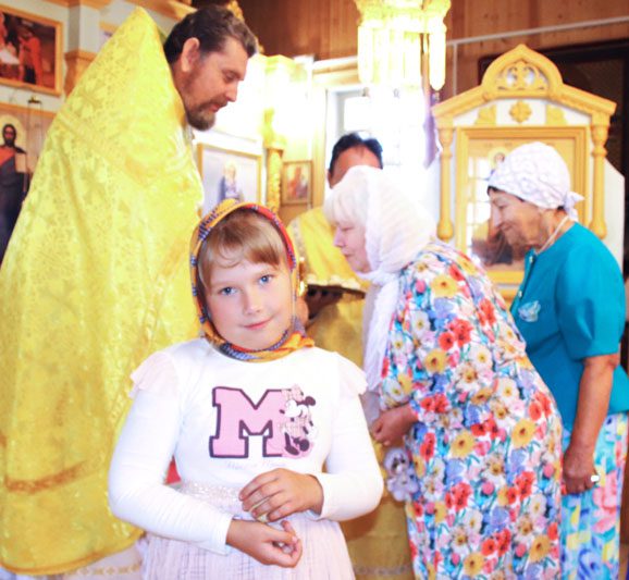 Праздник святой Марии Магдалины отметили в Костюковичах Богослужением и Крестным ходом