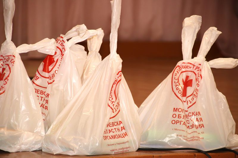 Стартовала благотворительная кампания Белорусского Красного Креста «Соберем детей в школу»