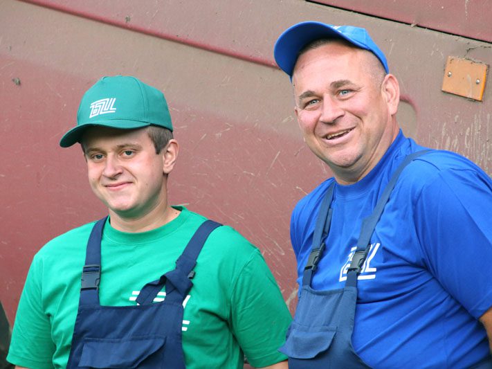 На Костюковщине пополняются ряды комбайнеров-тысячников