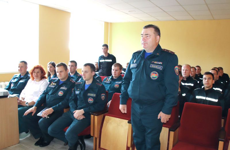 Достижения образования и науки обсудили в Костюковичском РОЧС