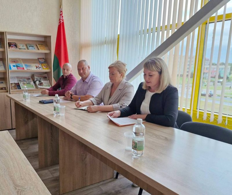 Единый день информирования прошел в трудовых коллективах Костюковщины