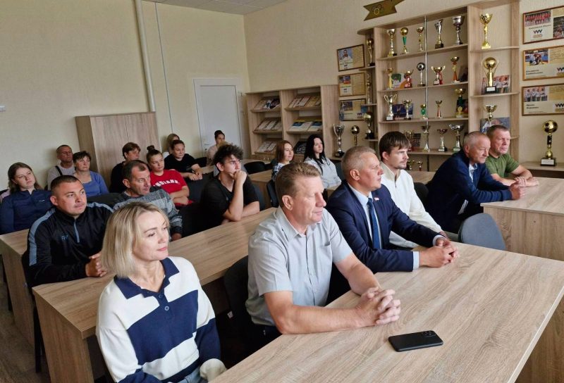 Единый день информирования прошел в трудовых коллективах Костюковщины