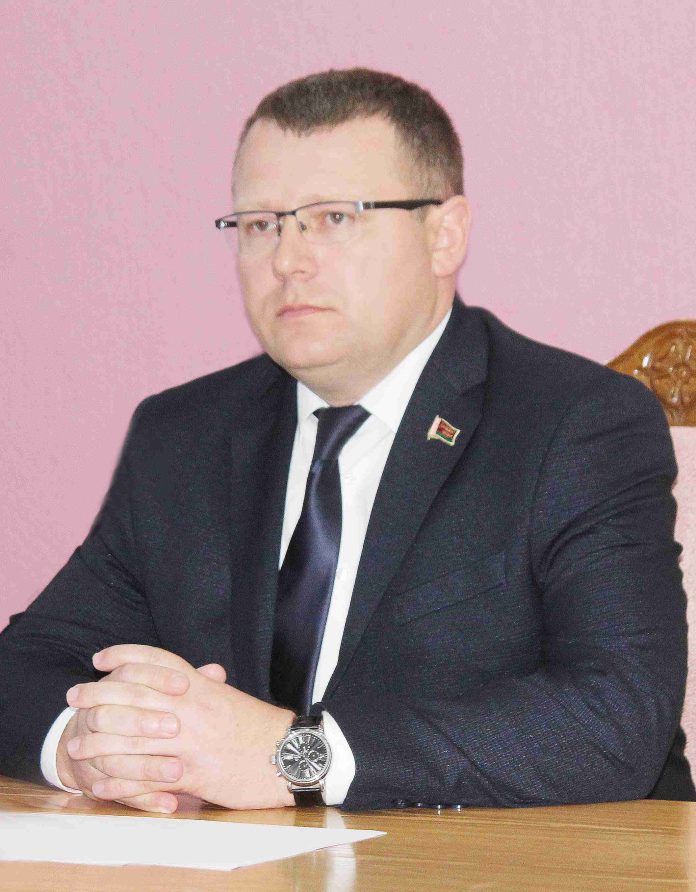 Глава Костюковичского района Вячеслав Моксачев проведет «прямую линию»