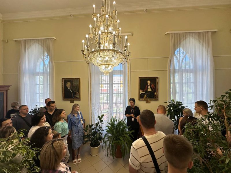 Костюковичские правоохранители посетили достопримечательности Могилевщины