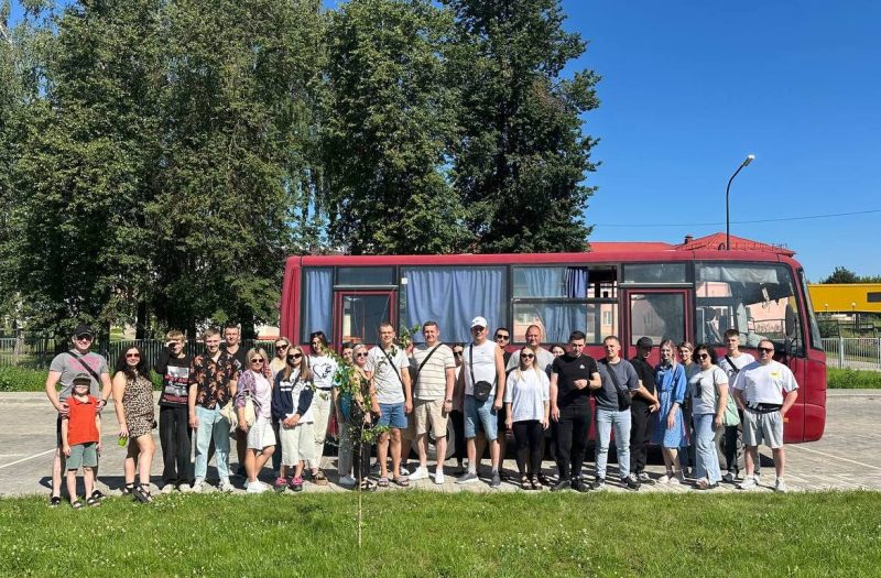 Костюковичские правоохранители посетили достопримечательности Могилевщины