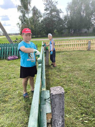 Детская игровая площадка открыта в агрогородке Белая Дуброва