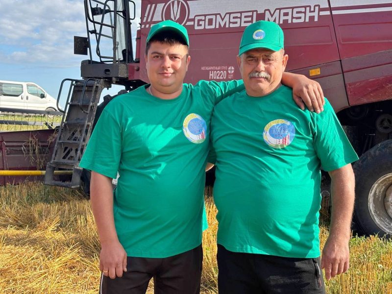 Список тысячников на жатве пополнили труженики КСУП «Селецкое»