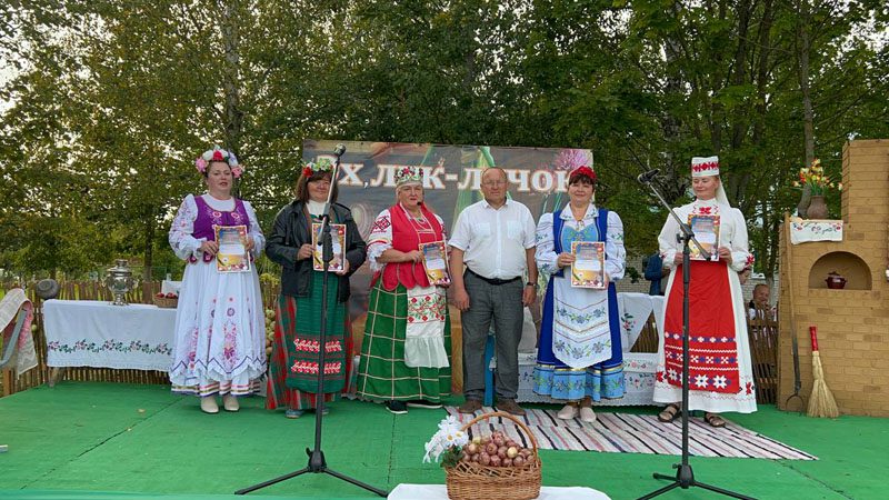 28 августа традиционный "Луков день" отпраздновали в Тупичино