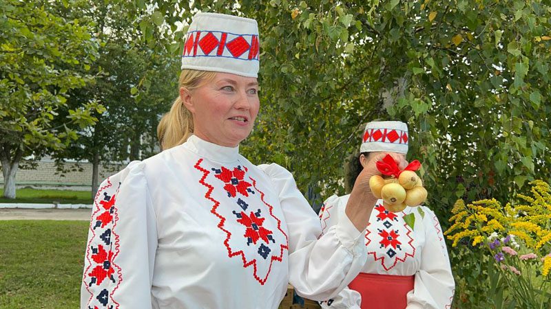 28 августа традиционный "Луков день" отпраздновали в Тупичино