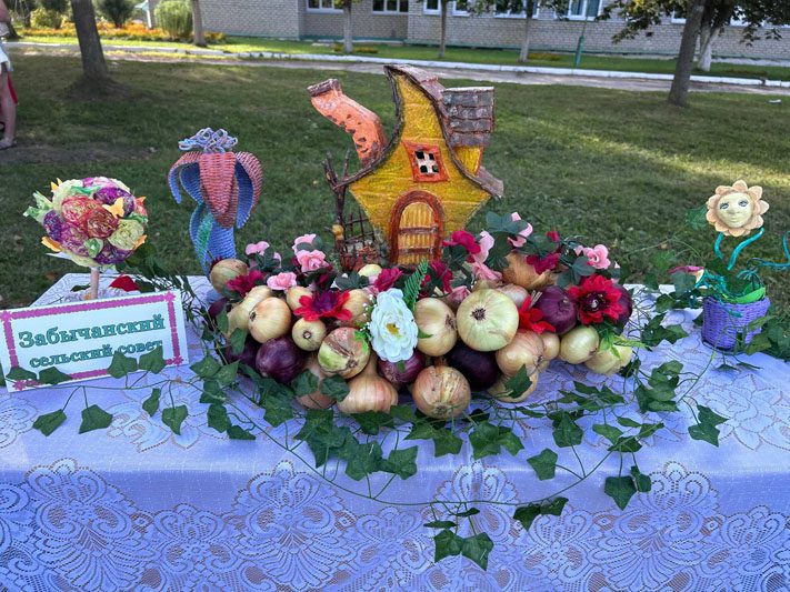 28 августа традиционный "Луков день" отпраздновали в Тупичино