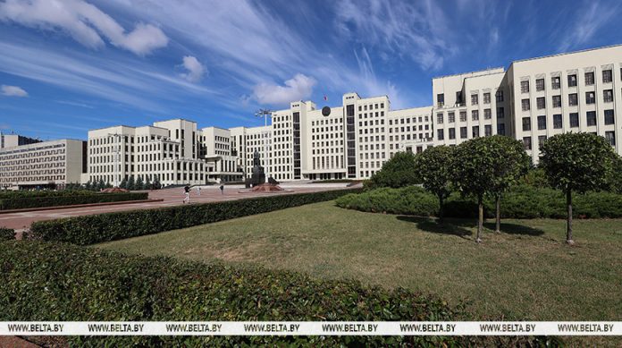 Правительство определило профессии, где обязательно знать один из государственных языков Беларуси