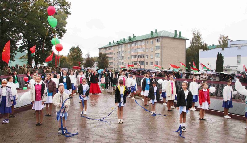 ФОТОФАКТ: Митинг-реквием «Вечный огонь памяти» в Костюковичах