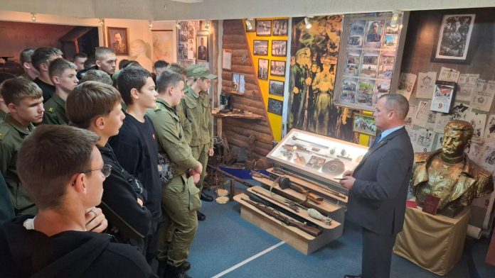 Школьники из Костюковичей окунулись в атмосферу учебного заведения МВД