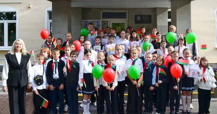 Пионерский сбор «С Днем рождения, БРПО!» прошел в средней школе №1 города Костюковичи