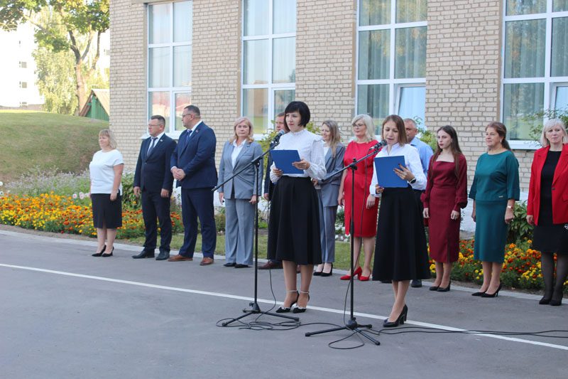 Трогательный День знаний прошел в Костюковичской средней школе №2