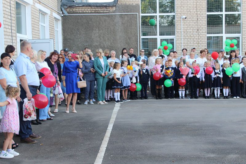 Трогательный День знаний прошел в Костюковичской средней школе №2