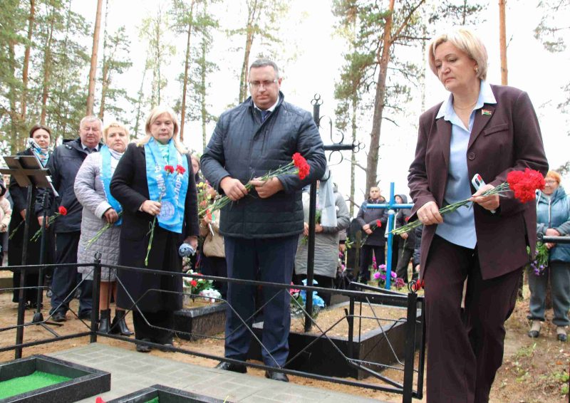 ФОТОФАКТ: Праздничный автопробег прошел в Костюковичском районе