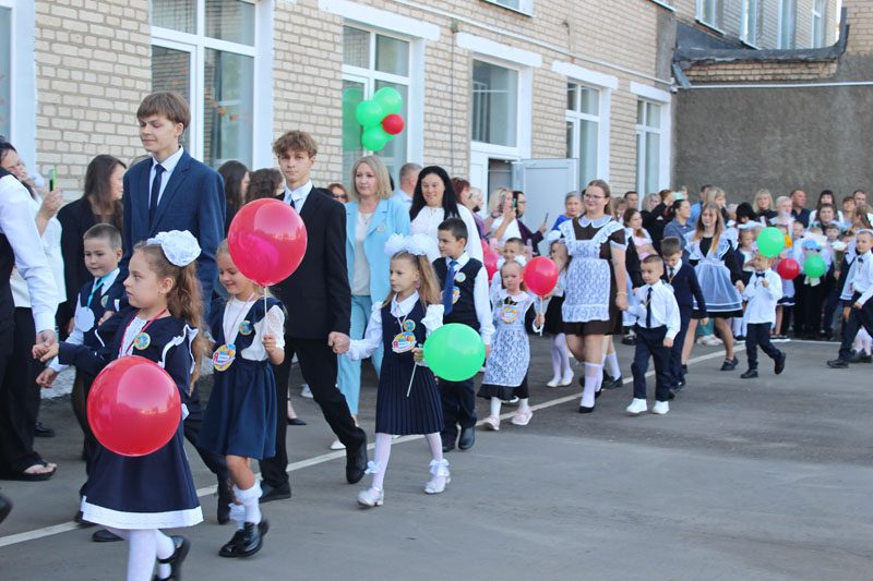 Трогательный День знаний прошел в Костюковичской средней школе №2