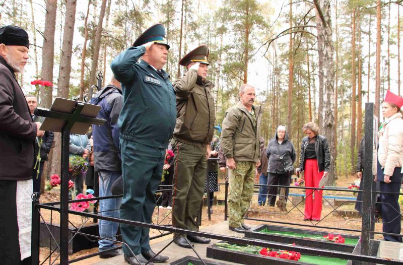 ФОТОФАКТ: Праздничный автопробег прошел в Костюковичском районе