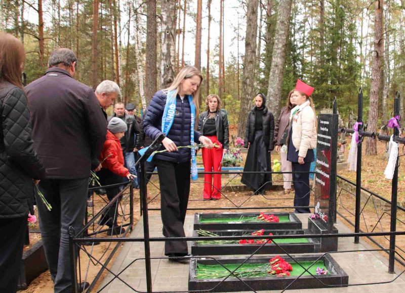 ФОТОФАКТ: Праздничный автопробег прошел в Костюковичском районе