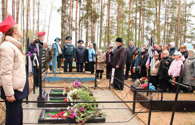 ФОТОФАКТ: Праздничный автопробег прошел в Костюковичском районе
