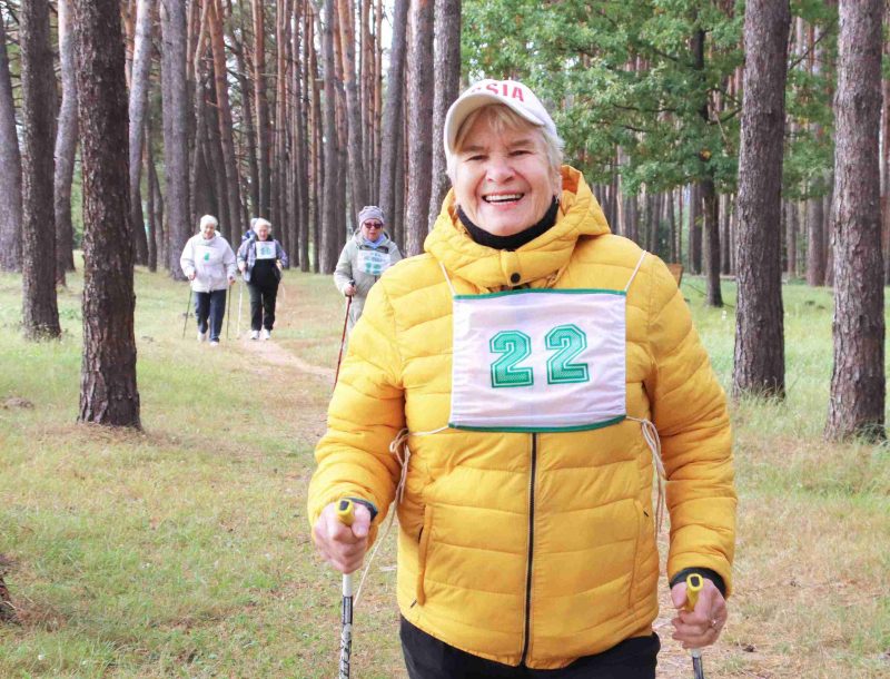 ФОТОФАКТ: Марафон скандинавской ходьбы прошел в Костюковичах