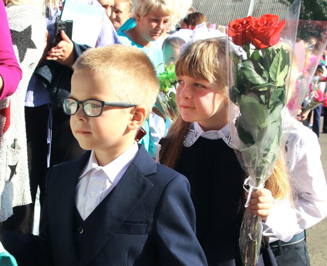 ФОТОФАКТ: Как отметили День знаний в Костюковичской средней школе №1