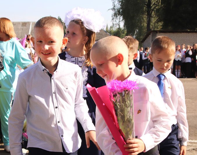 ФОТОФАКТ: Как отметили День знаний в Костюковичской средней школе №1