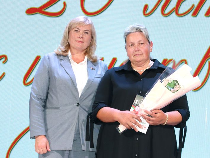 Костюковичская школа изобразительных искусств отметила свое 20-летие