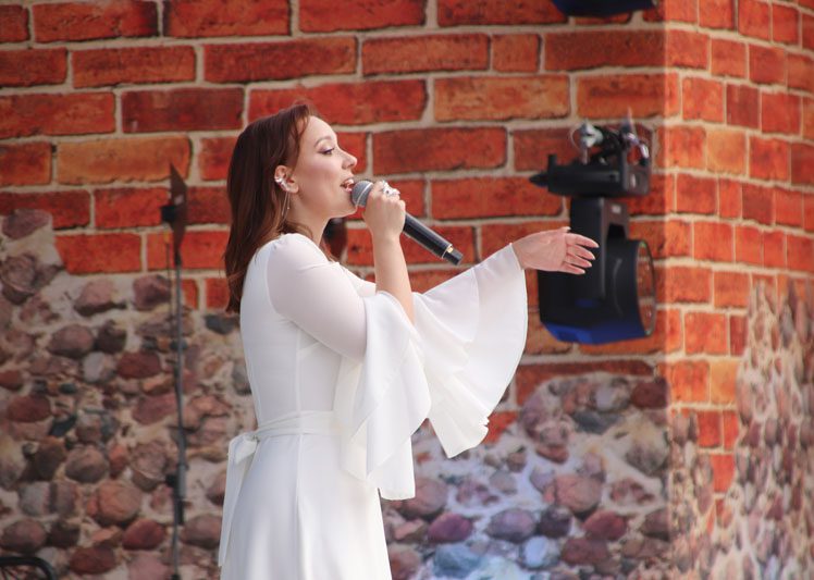 ФОТАФАКТ: Дэлегацыю з Касцюковіцкага раёну віталі на XXXII Дні беларускага пісьменства ў Лідзе ФОТАФАКТ: Дэлегацыю з Касцюковіцкага раёну віталі на XXXII Дні беларускага пісьменства ў Лідзе